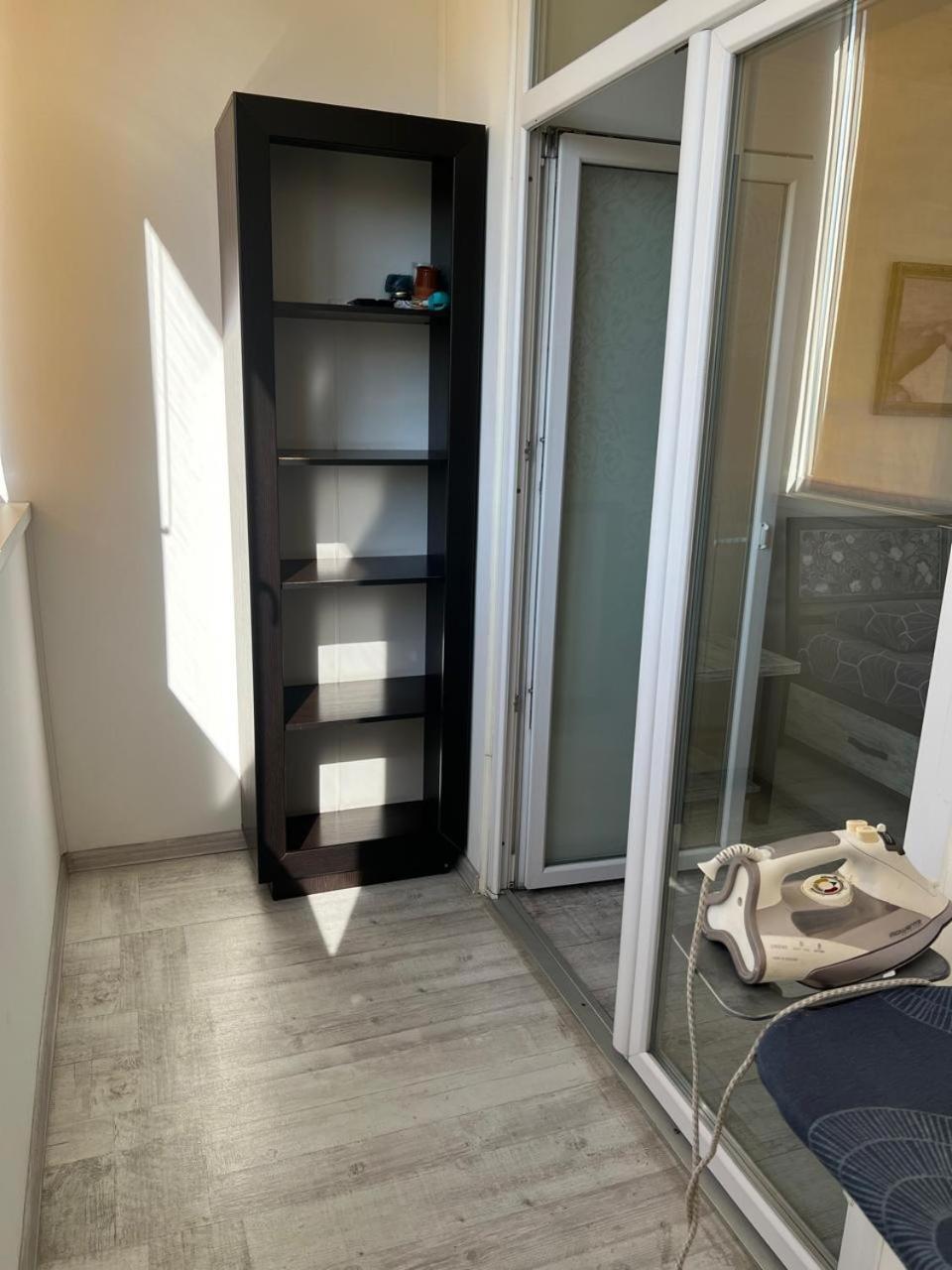 איוונו-פרנקיבסק Home In Center With Jacuzzi מראה חיצוני תמונה