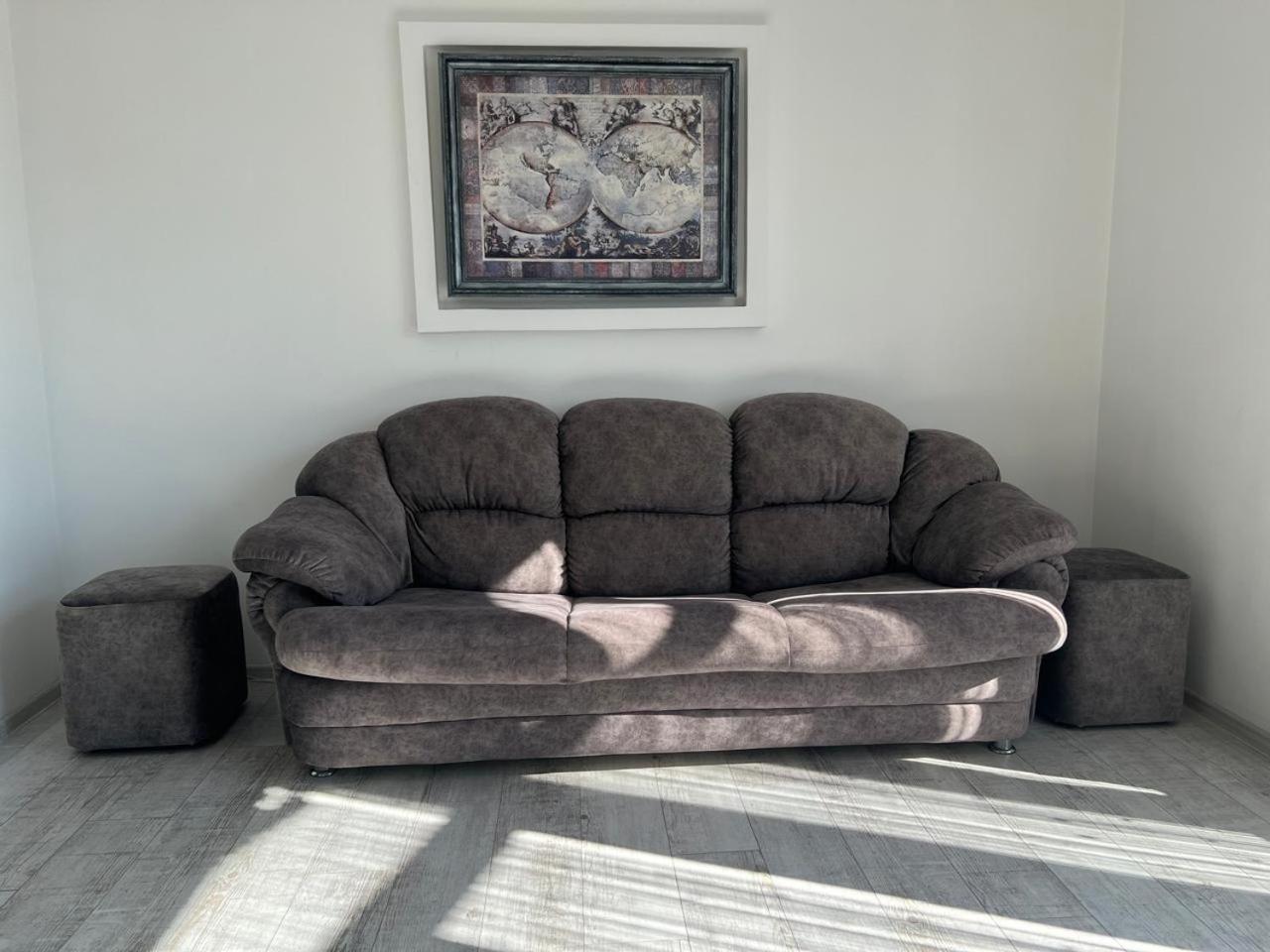 איוונו-פרנקיבסק Home In Center With Jacuzzi מראה חיצוני תמונה